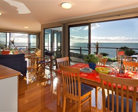 Boat Harbour Beach House - The Waterfront - Surfers Gold Coast