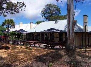Old Canberra Inn - Surfers Gold Coast